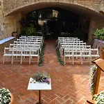 El Far Restaurant 4*