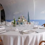 El Far Restaurant Hotel 4*