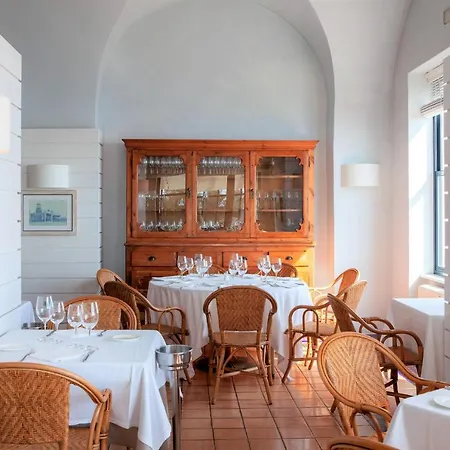 El Far Restaurant Hotel