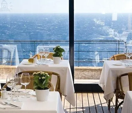 El Far Restaurant Hotel 4*
