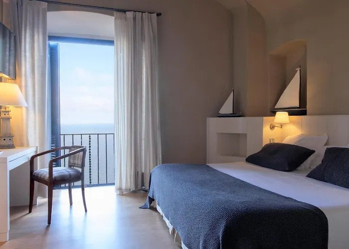 El Far Restaurant Hotel