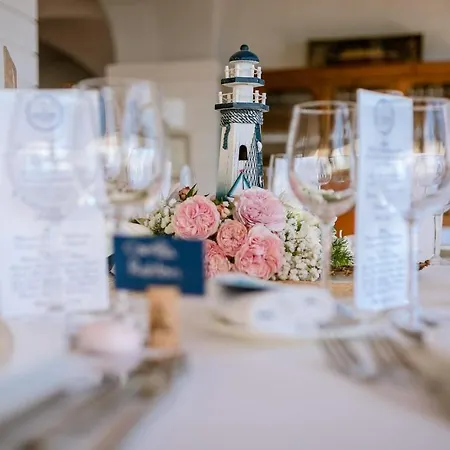 El Far Restaurant 4*