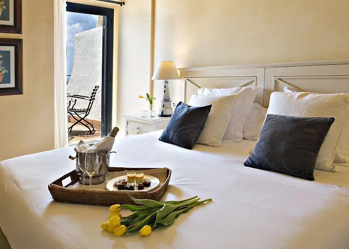 Hotel El Far Restaurant 4*