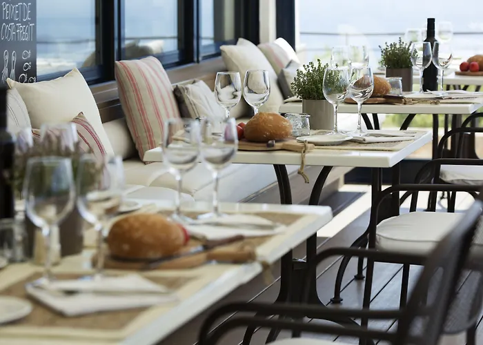 El Far Restaurant Hotel