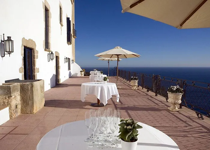 El Far Restaurant Hotel 4*